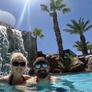 Meet your Posher, Renee